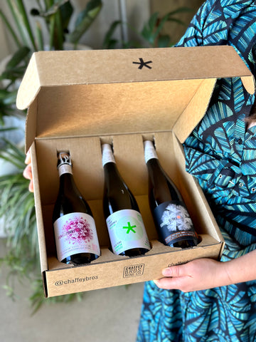 MIXED WHITE<br>3/6 BOTTLE CLUB<br>